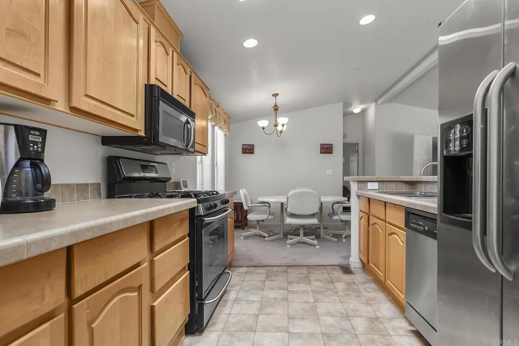 https://cdn.realtyfeed.com/cdn/127/306503892/b36694b8e91feccb507ab14f446b488a.webp
