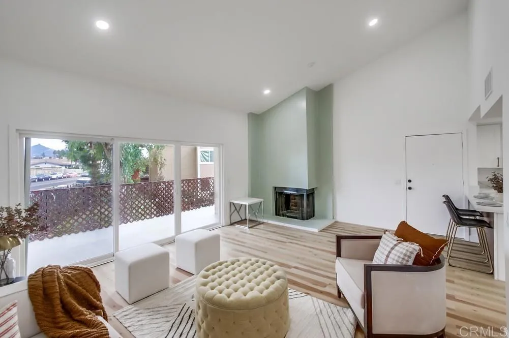 MLS: PTP2505710 Condo For Sale