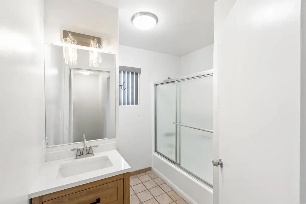 https://cdn.realtyfeed.com/cdn/127/306504018/044c499ddf8de908dbec9f7f99ac06db.webp