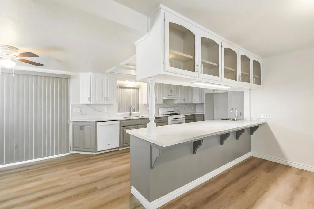 https://cdn.realtyfeed.com/cdn/127/306504018/e21c04e2c2fc0a9a899c8d2d711b9af3.webp