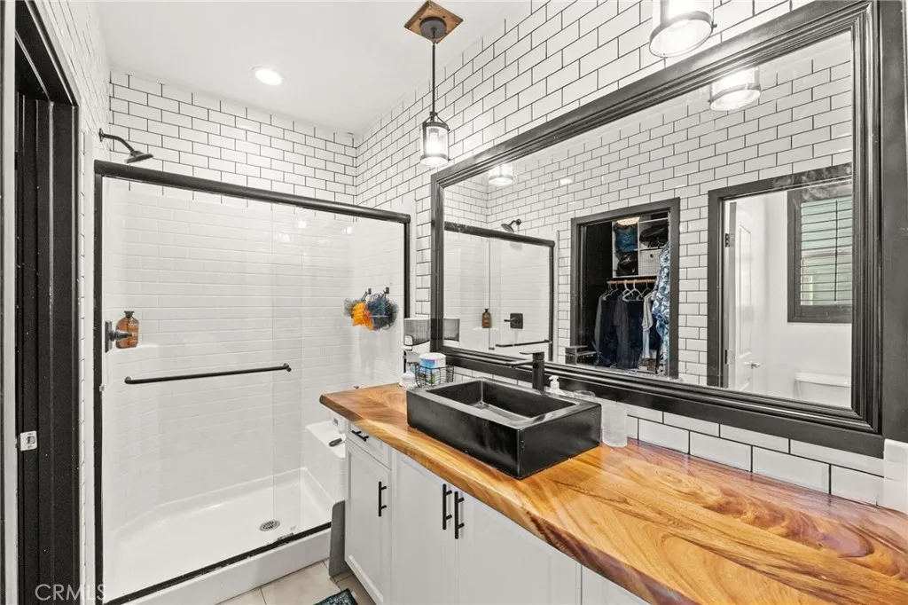 Photo #32: SW25168393 Listing: Photo #32