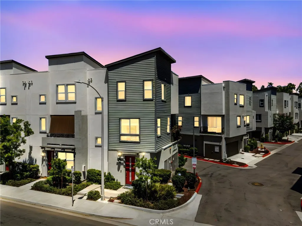 https://cdn.realtyfeed.com/cdn/127/306504026/3d05ca99a0ed07e661b052229e984615.webp
