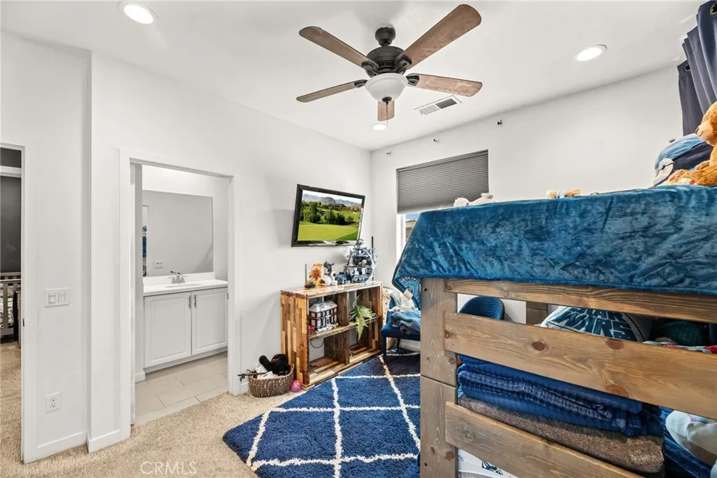 https://cdn.realtyfeed.com/cdn/127/306504026/5467c20b5ea035cf1a41b0a52c02fa80.webp