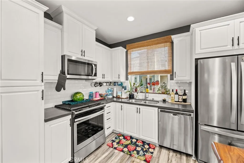 https://cdn.realtyfeed.com/cdn/127/306504026/8109bf7c37f5e216d6c8d0e4f6cd546d.webp