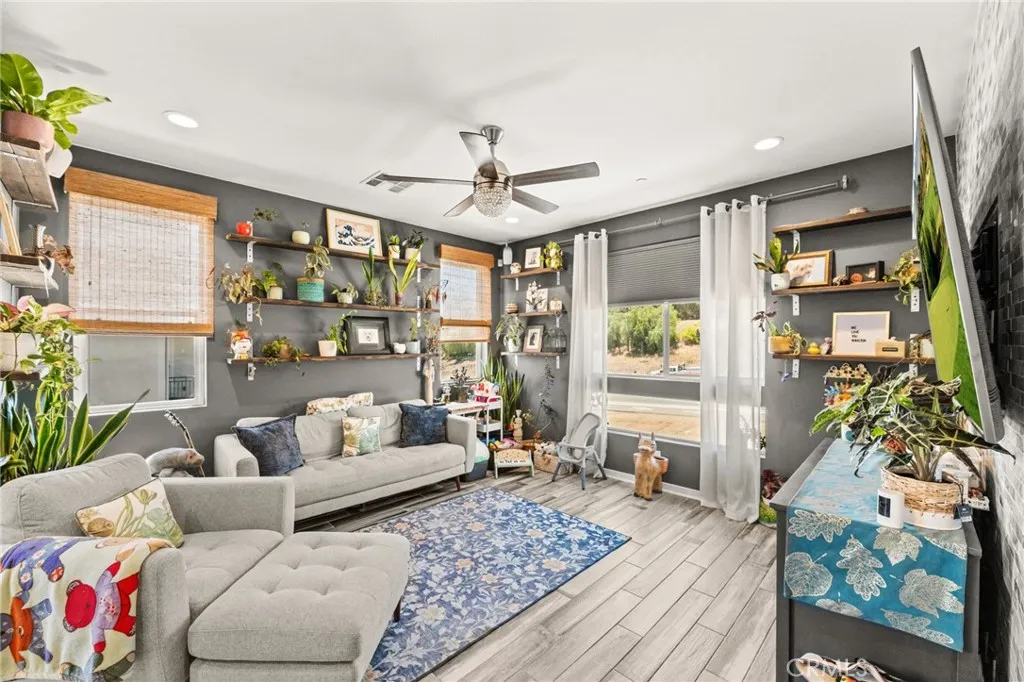 https://cdn.realtyfeed.com/cdn/127/306504026/a0f2b23f811db3608b044b9df257be5b.webp