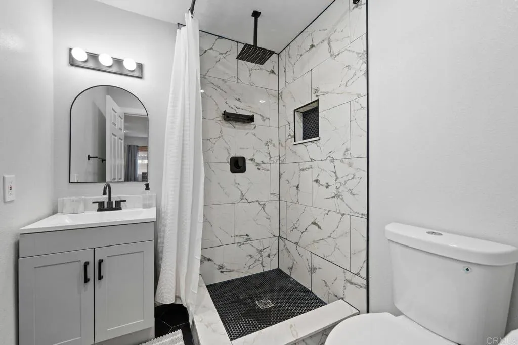 Photo #6: PTP2505716 Listing 