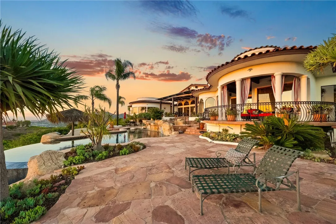 https://cdn.realtyfeed.com/cdn/127/306504084/6eb9576909ab6ee63716555b976e9f00.webp