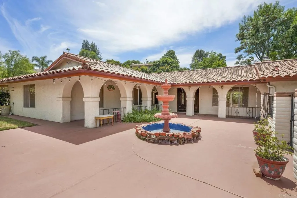 https://cdn.realtyfeed.com/cdn/127/306504104/051b248f69781b0b4c5b8adc5729b93e.webp