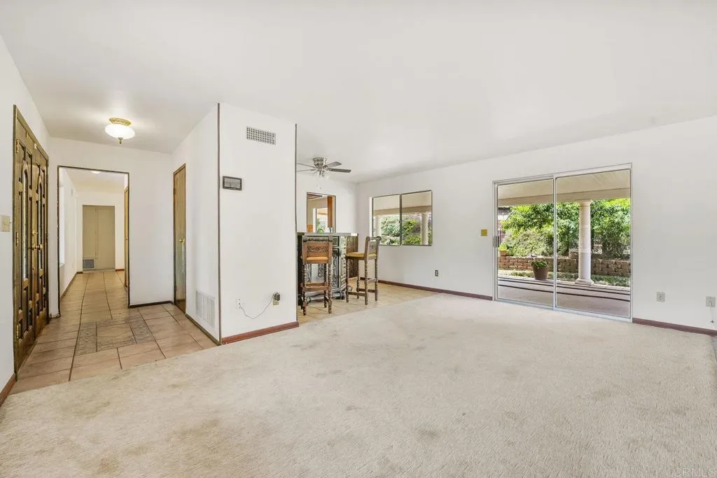 https://cdn.realtyfeed.com/cdn/127/306504104/b706878f3611ba3d57fc9034aed3b1e1.webp