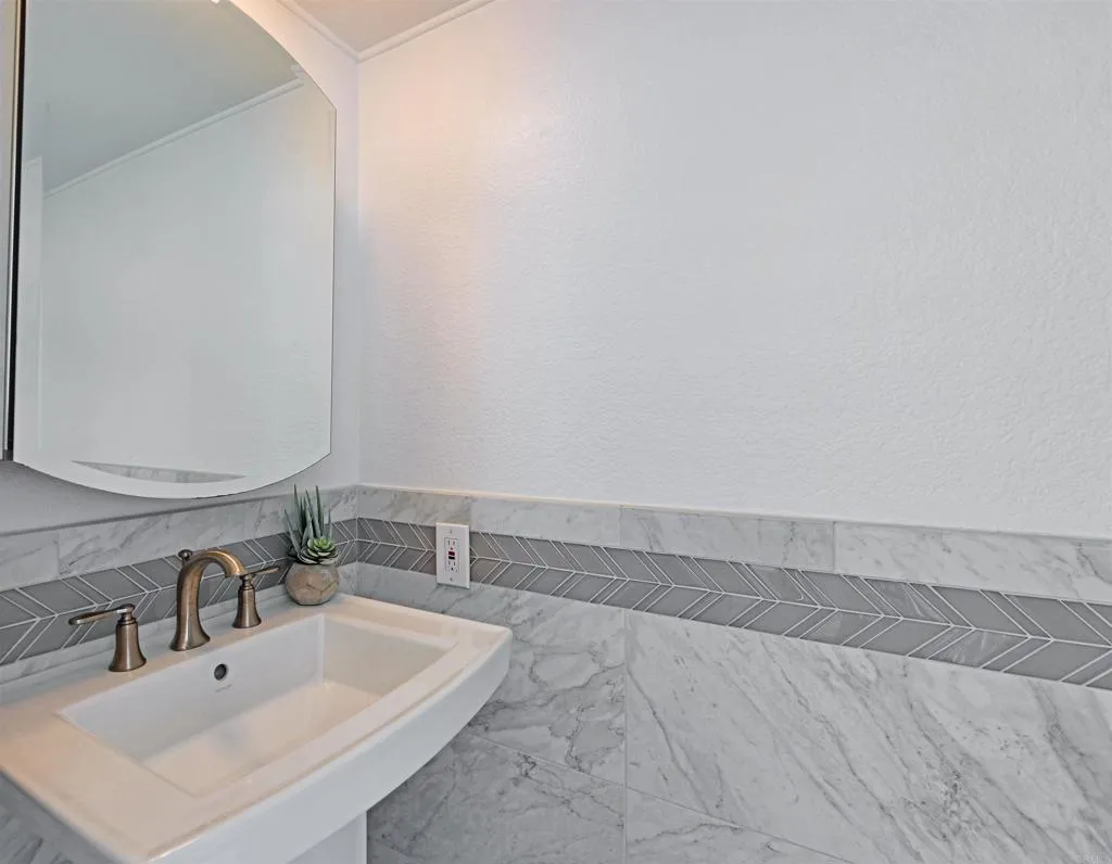Photo #18: PTP2505725 Listing: Photo #18