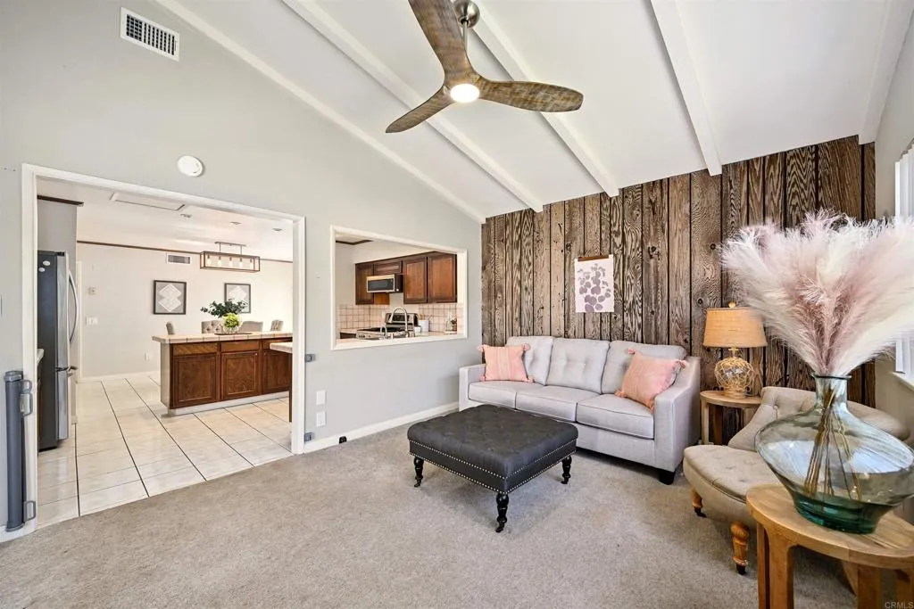 https://cdn.realtyfeed.com/cdn/127/306504311/a2b2f5c72974b2837c32a60fee21e322.webp