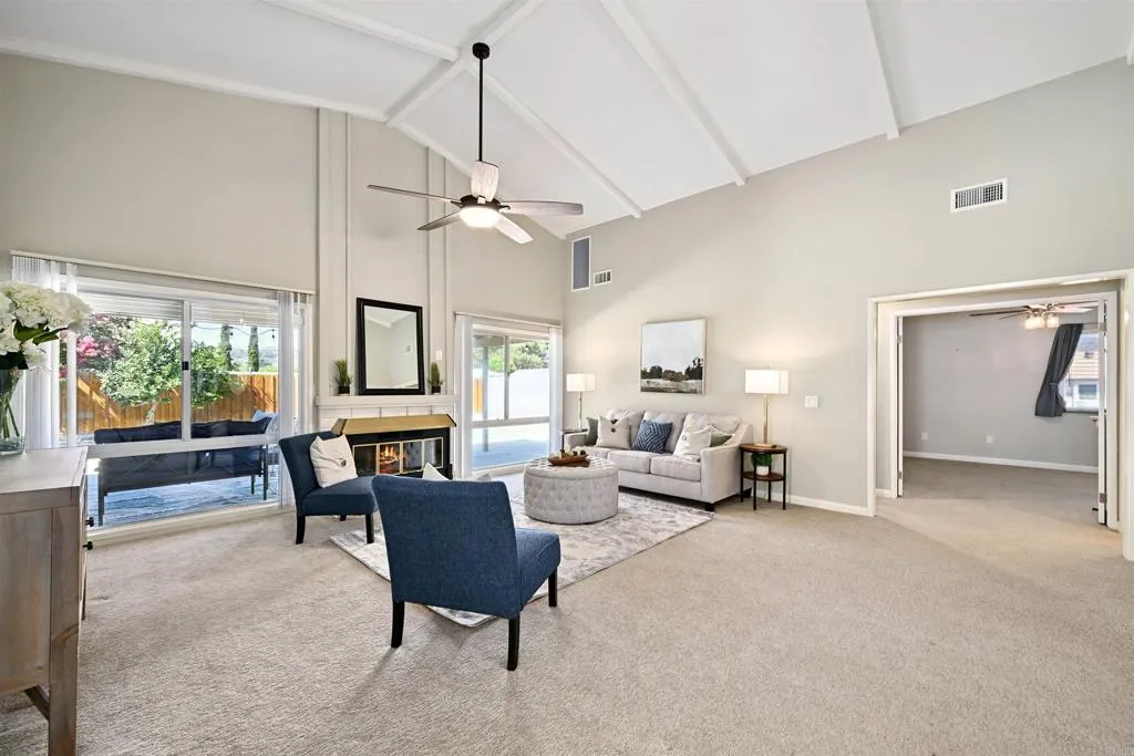 https://cdn.realtyfeed.com/cdn/127/306504311/e3f15f6c3586772c41db10c65077b876.webp