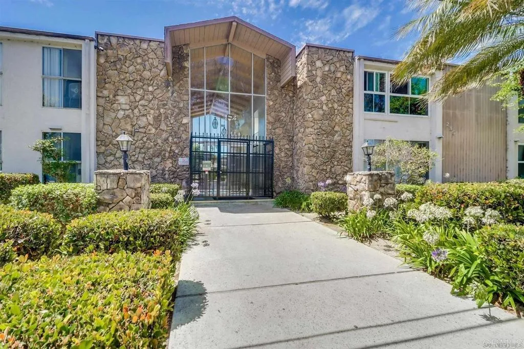 Photo #2: PTP2505730 Listing 