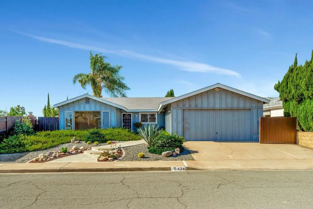 https://cdn.realtyfeed.com/cdn/127/306504472/3e6133ffdf2ee5ed7a5ae739ad35affc.webp