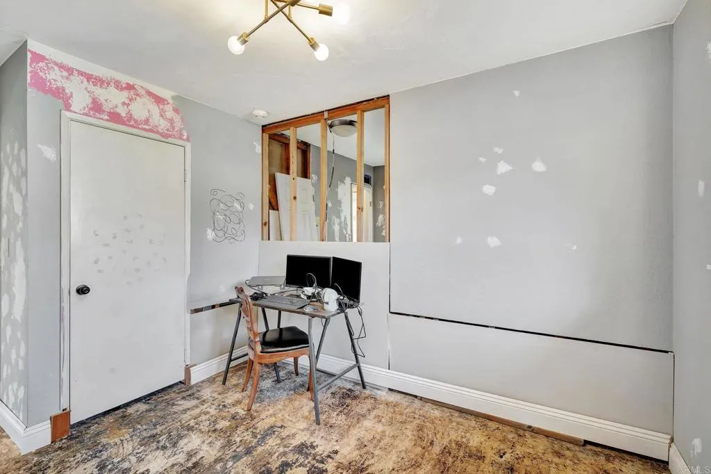 https://cdn.realtyfeed.com/cdn/127/306504472/da5a6caf935e606695bb9f0080c3ef41.webp