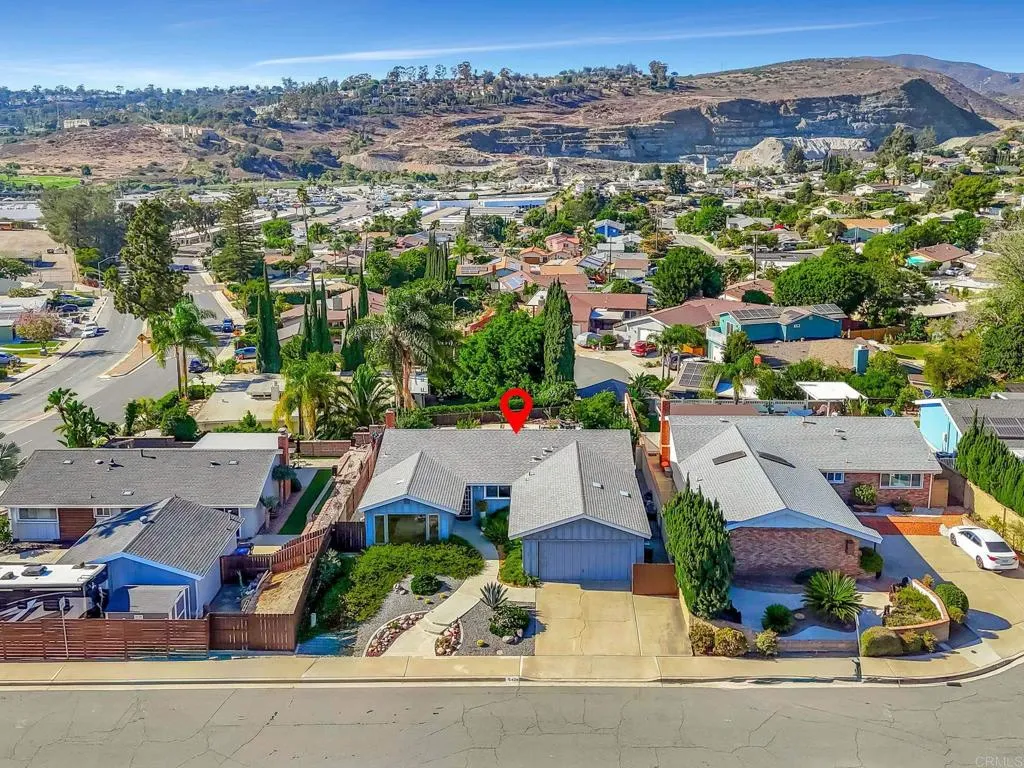 https://cdn.realtyfeed.com/cdn/127/306504472/db24d2d5df4d3340fa3eea5899938126.webp