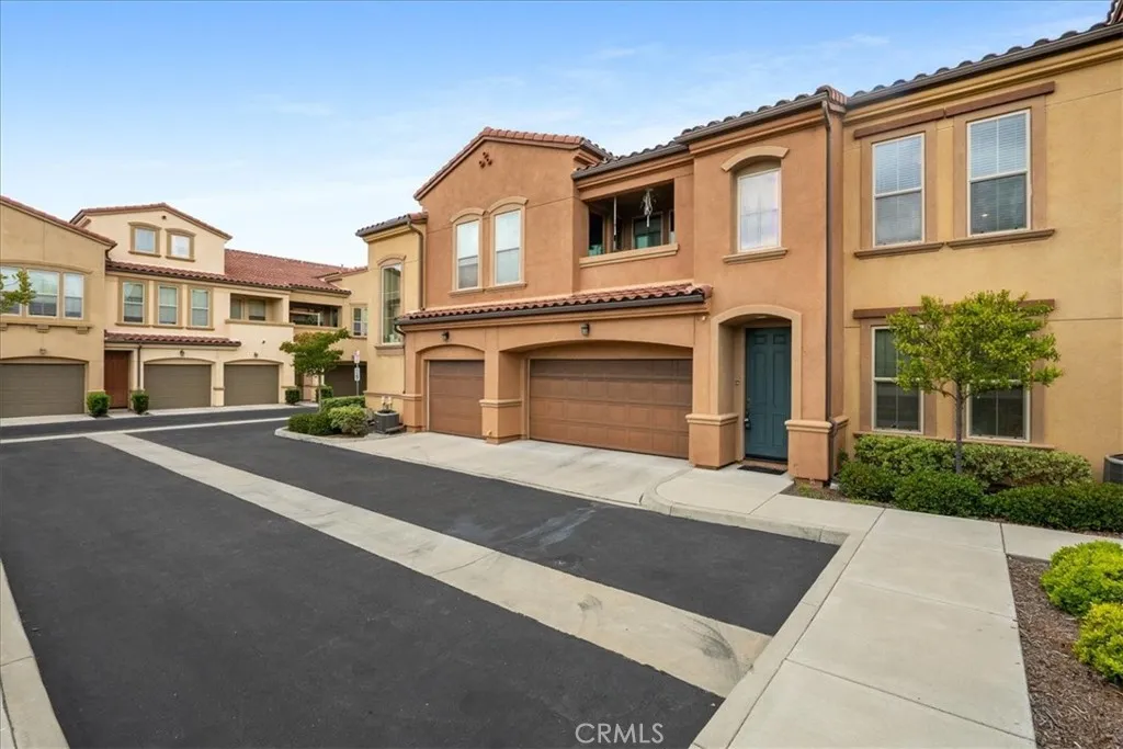 https://cdn.realtyfeed.com/cdn/127/306504491/29ba0ada7a3723d6d6de535d55fdc831.webp