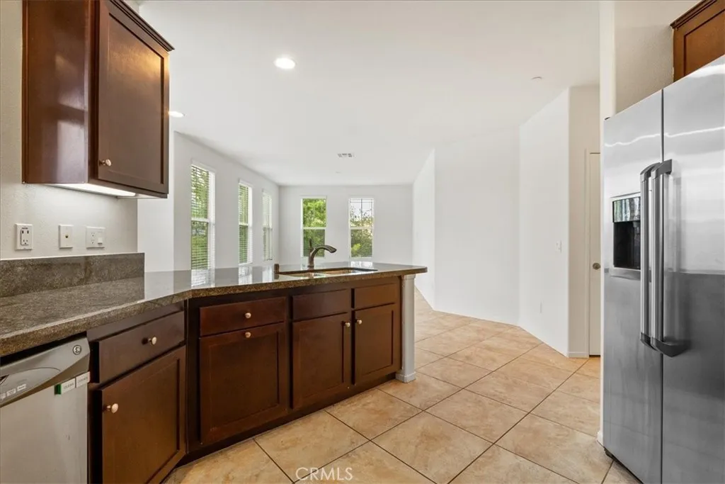 Photo #12: WS25169810 Listing: Photo #12