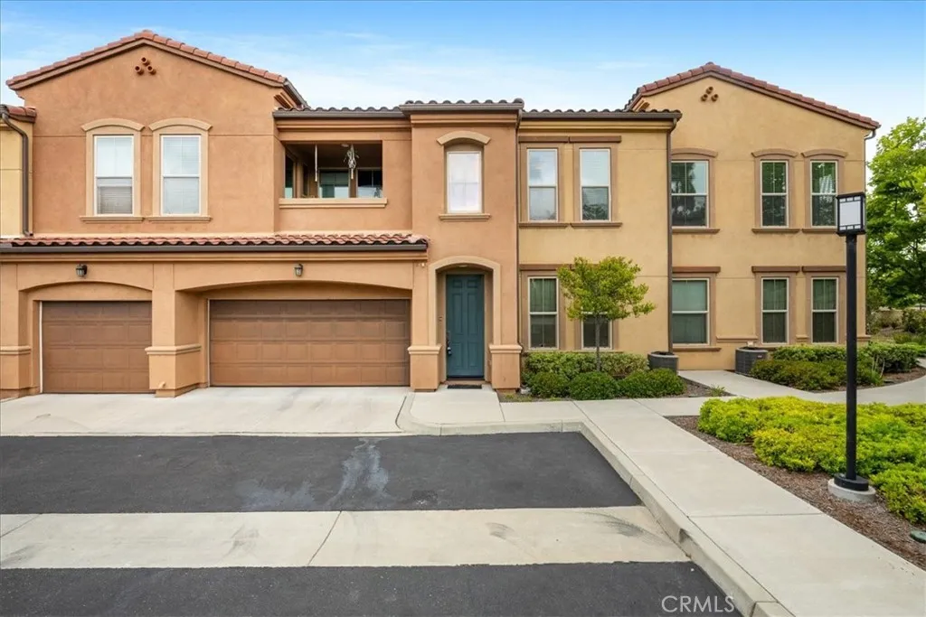 SORRENTO RIDGE Condos for Sale