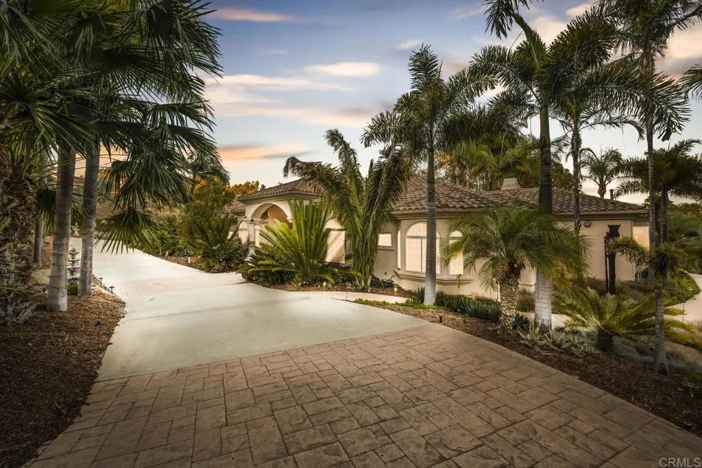 https://cdn.realtyfeed.com/cdn/127/306504596/1434e7f1c5eeffb2990ba27d3e674b4f.webp