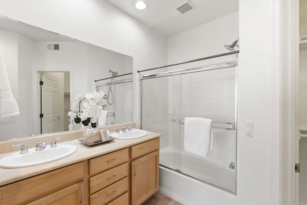 https://cdn.realtyfeed.com/cdn/127/306504678/f1f76a474ccd2cca890446d08b4407e7.webp