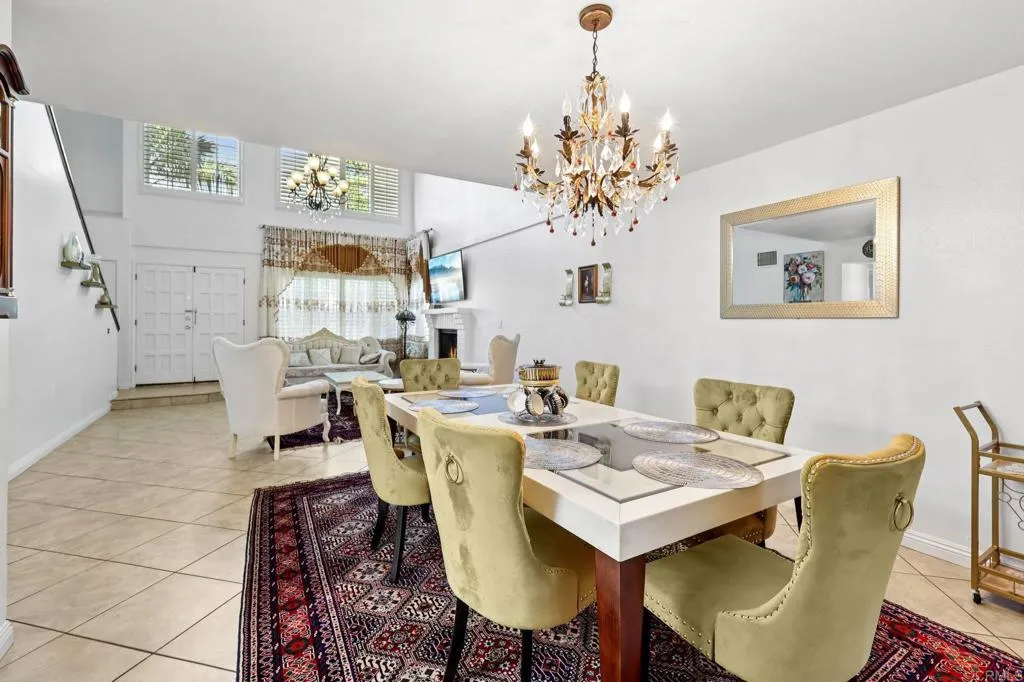 https://cdn.realtyfeed.com/cdn/127/306504698/19dd5bb63f98ebd2d84f7cde0d29172e.webp