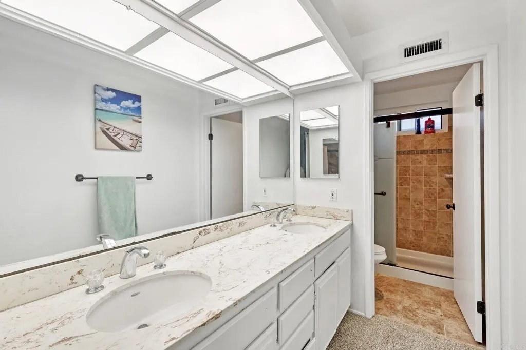 https://cdn.realtyfeed.com/cdn/127/306504698/1eac8a12a6ff9f6fc02e995fb8ae9ddf.webp