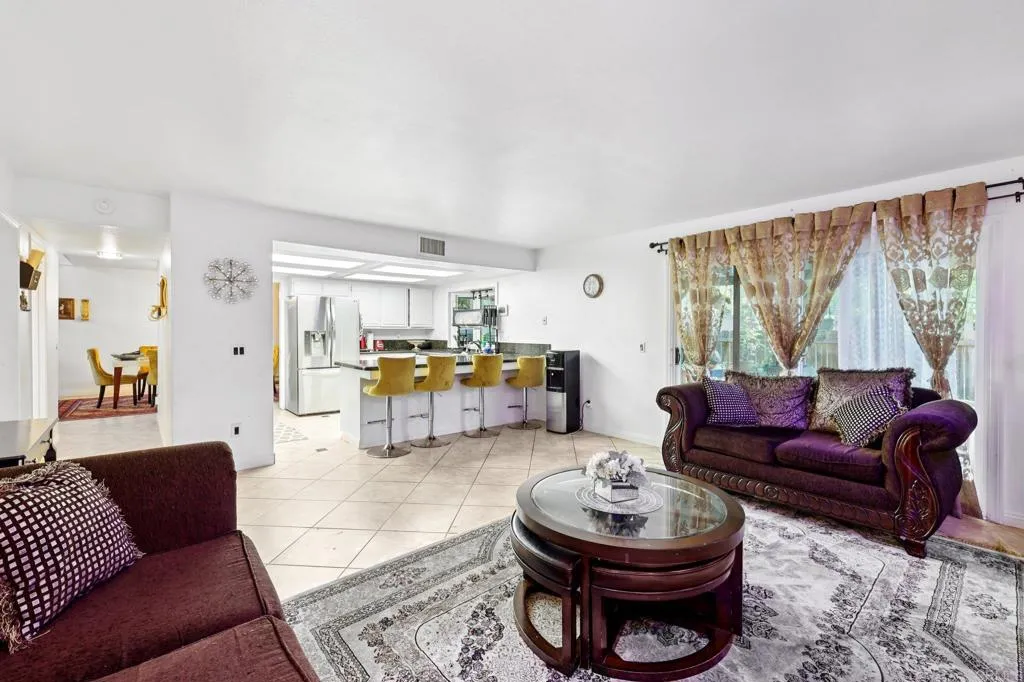 https://cdn.realtyfeed.com/cdn/127/306504698/76e965c2163d1c0590d82a6cd7e4e11d.webp