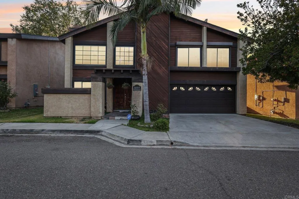 https://cdn.realtyfeed.com/cdn/127/306504698/8241e3f4cdefcc8e18c7dbb57a81a26f.webp