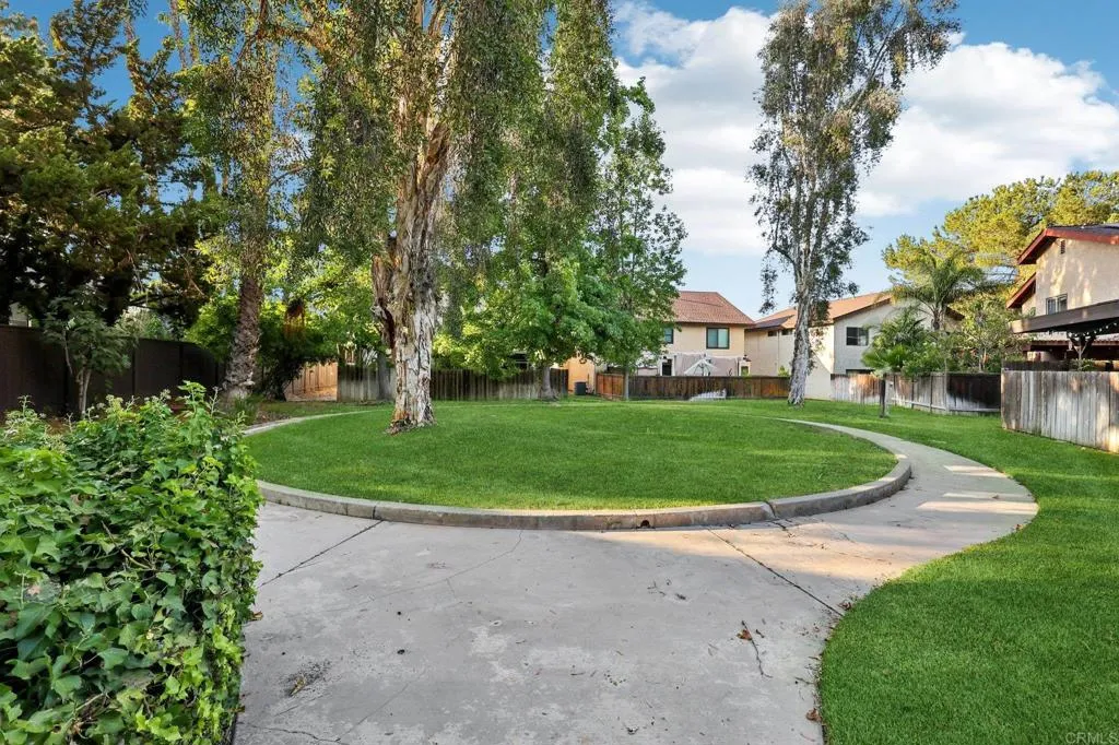 https://cdn.realtyfeed.com/cdn/127/306504698/b3008349b33c48e91bdd995d3d07efad.webp