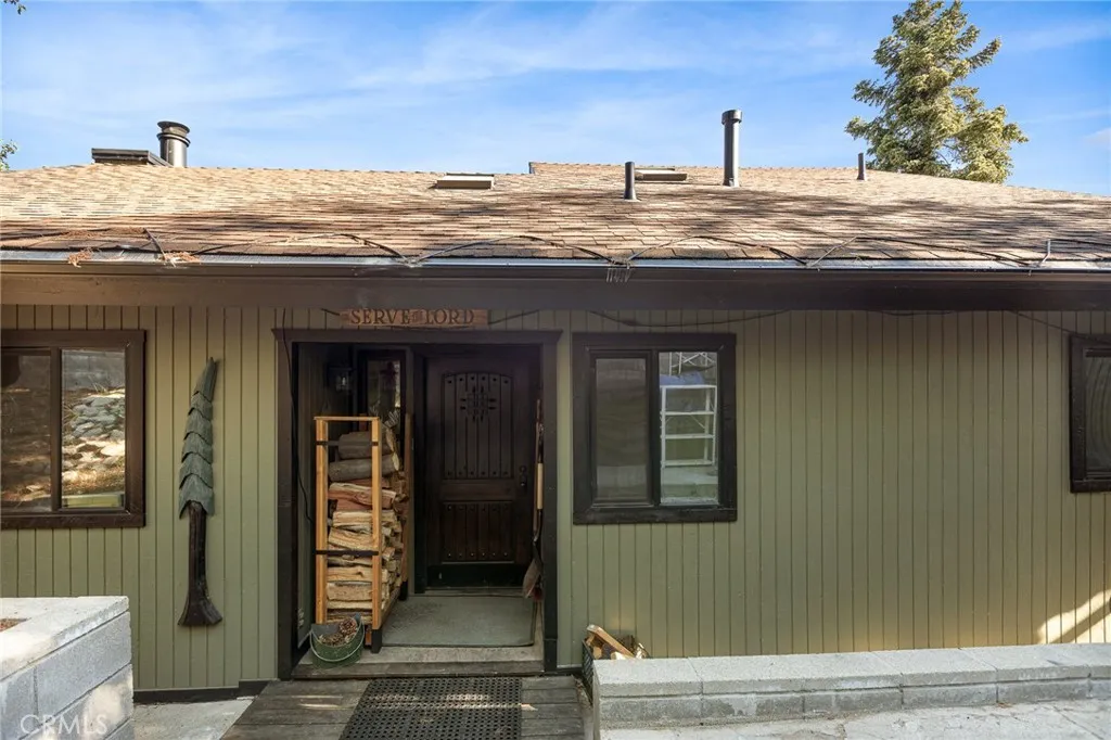 33460 Angeles Drive, Green Valley Lake, CA 92341 - Photo 5 of 49, Green Valley Lake, CA