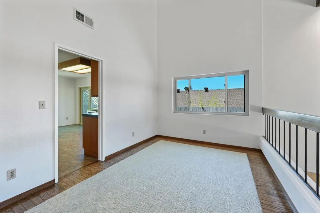 https://cdn.realtyfeed.com/cdn/127/306504748/3ad5720f45371fe52edb5d5c22d399f9.webp