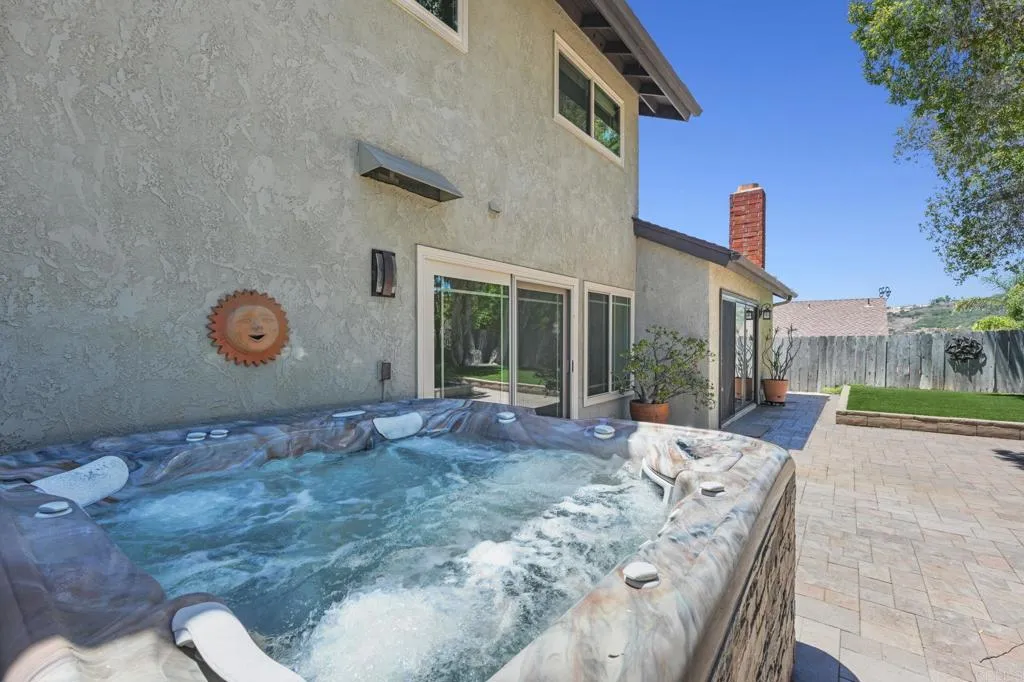 https://cdn.realtyfeed.com/cdn/127/306504748/57390b3ae5eccdfa4a86b558fb55d05b.webp