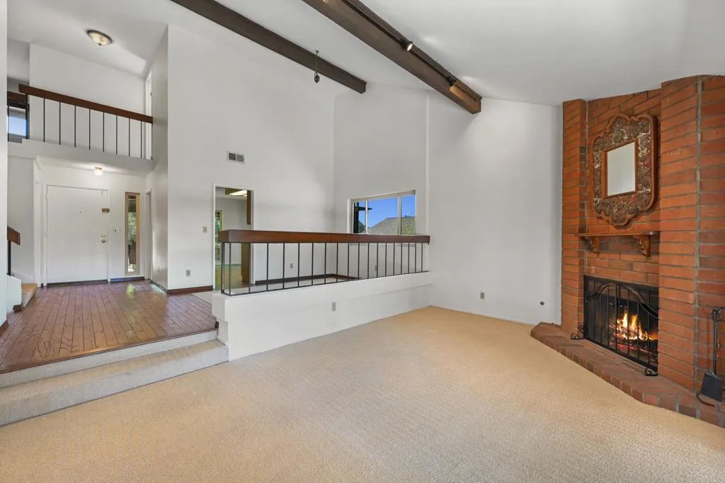 https://cdn.realtyfeed.com/cdn/127/306504748/c63b6cc2f2b7875e06db3f40572d3139.webp