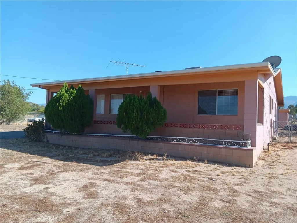 12800 E Avenue W11, Pearblossom, CA 93553 - Photo 2 of 23, Pearblossom, CA