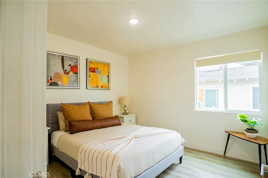 https://cdn.realtyfeed.com/cdn/127/306504877/024ec1699ccd00739660097fd1eea631.webp