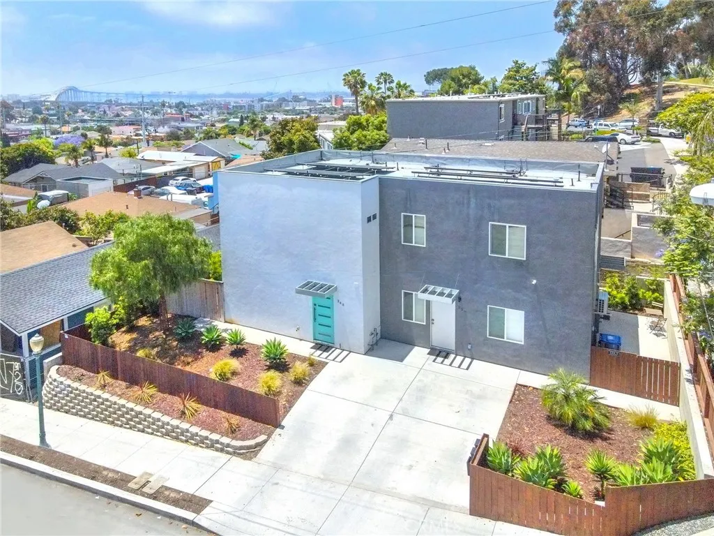 MLS: WS25169951 Condo For Sale