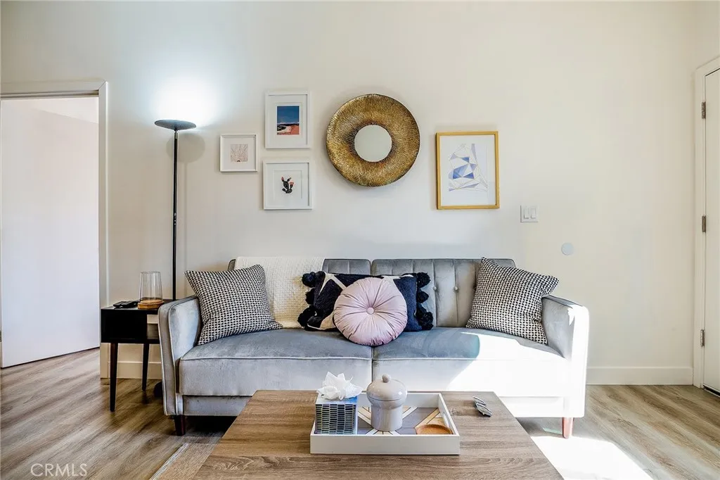 https://cdn.realtyfeed.com/cdn/127/306504877/5a3e9c1c0b7d20162b092fd721537590.webp