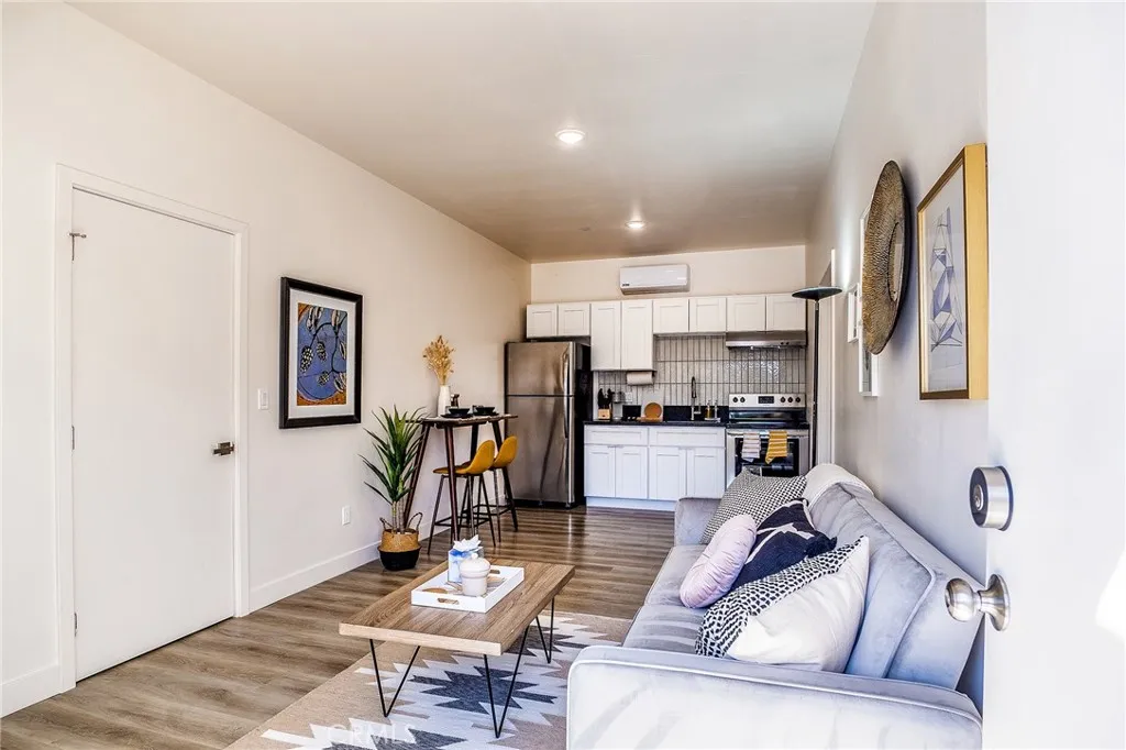 https://cdn.realtyfeed.com/cdn/127/306504877/9078ff11dbdc57be203d430348c47285.webp