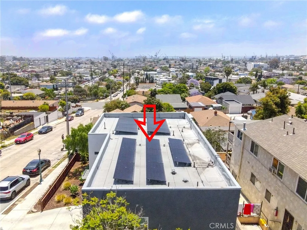 https://cdn.realtyfeed.com/cdn/127/306504877/95cc2c63a2aa4e507067d9d6da696c9b.webp