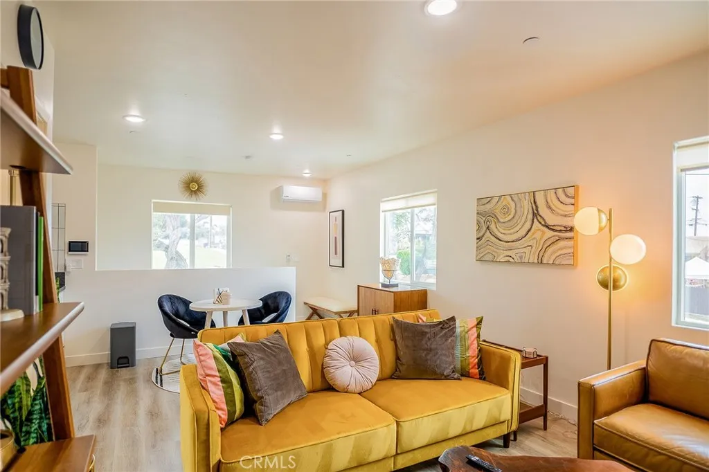 https://cdn.realtyfeed.com/cdn/127/306504877/ab4519d1da320a1578dacf8b8705249b.webp