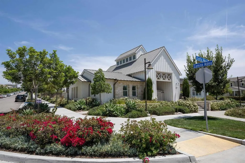 https://cdn.realtyfeed.com/cdn/127/306504948/e25d38dbb6d8a88a9b884c55deab4ab6.webp