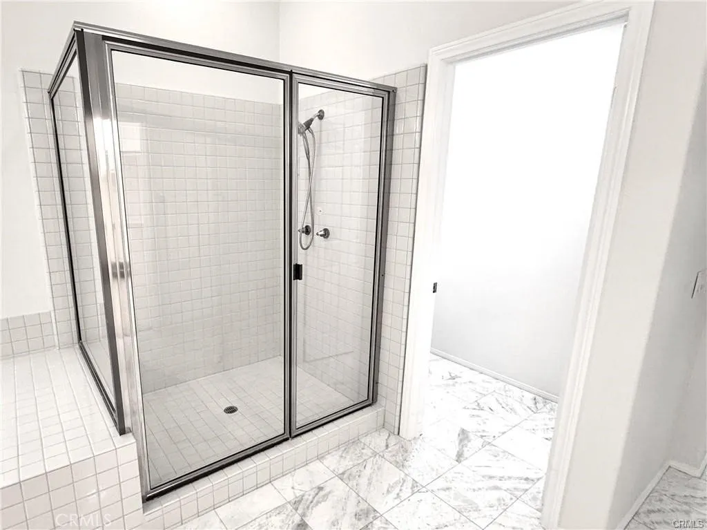 https://cdn.realtyfeed.com/cdn/127/306505010/4da0acf2cd56039bc9e9e5f6f926c8b4.webp