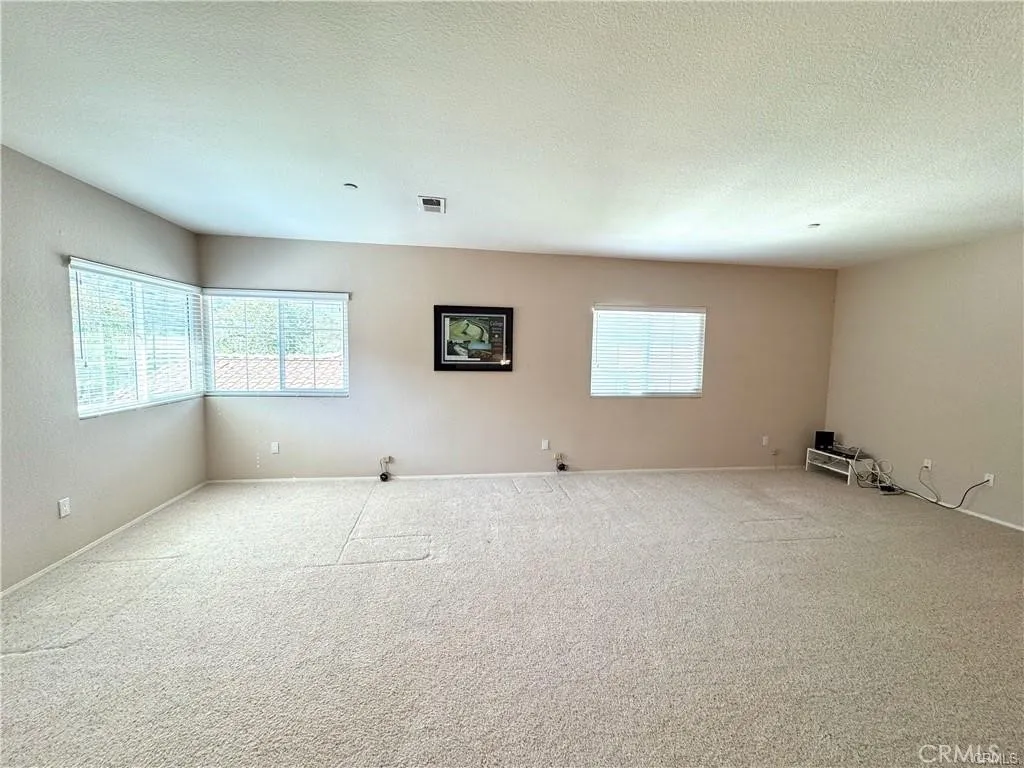 https://cdn.realtyfeed.com/cdn/127/306505010/c5e933c2a6553ee66ca6a590a9291590.webp