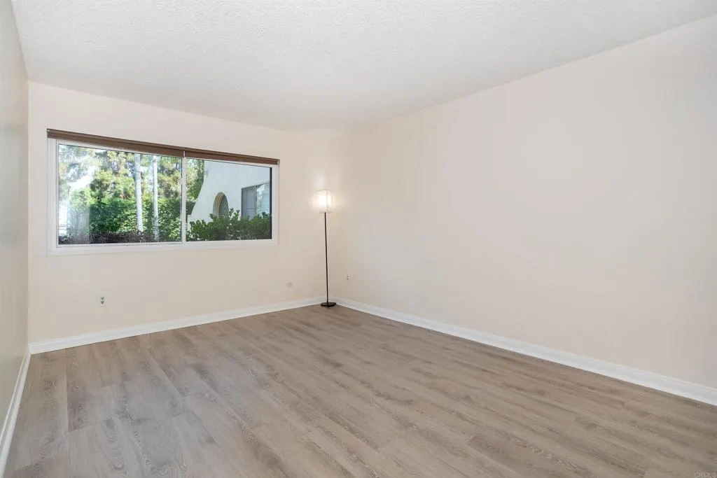 https://cdn.realtyfeed.com/cdn/127/306505067/30047eace9cdb47c4be8022ecdb11002.webp