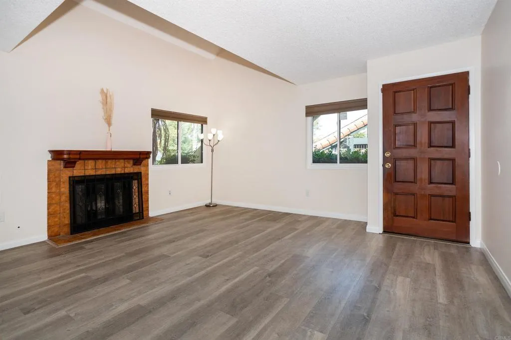 https://cdn.realtyfeed.com/cdn/127/306505067/9b9acd092b52264ed14832761159ad00.webp