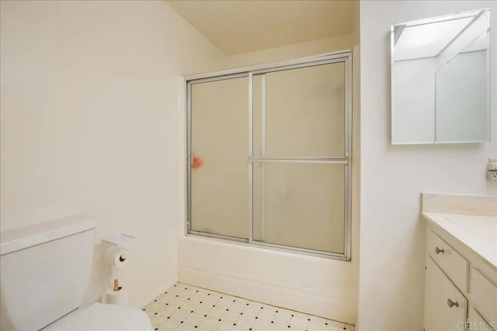 https://cdn.realtyfeed.com/cdn/127/306505166/a2ec60edb6df9d77ffb1abc6b2df7a27.webp