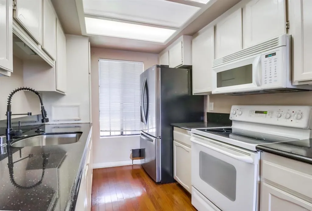 Photo #3: PTP2505756 Listing 