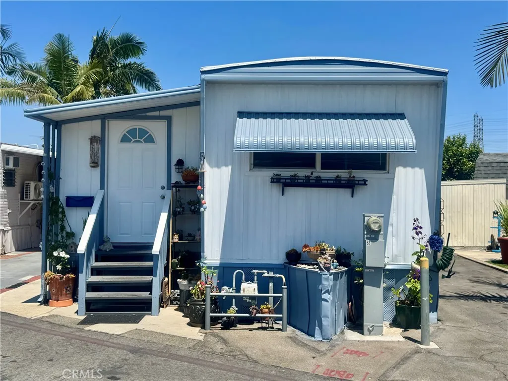 Bellflower, CA 90706