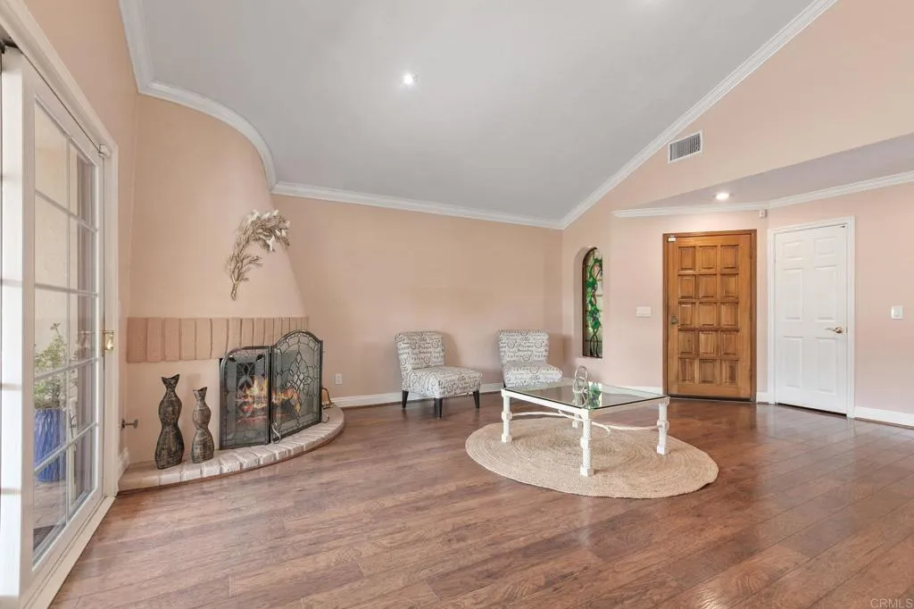 https://cdn.realtyfeed.com/cdn/127/306505364/0050032faffaa7359608dd2e681104fd.webp